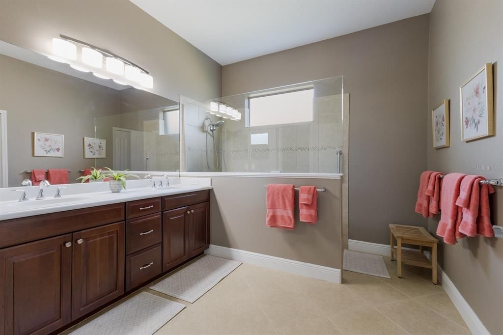 Spacious ensuite, primary bathroom with large walk-in shower