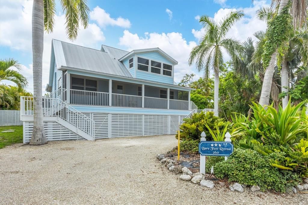 For Sale: $1,399,000 (3 beds, 2 baths, 1426 Square Feet)