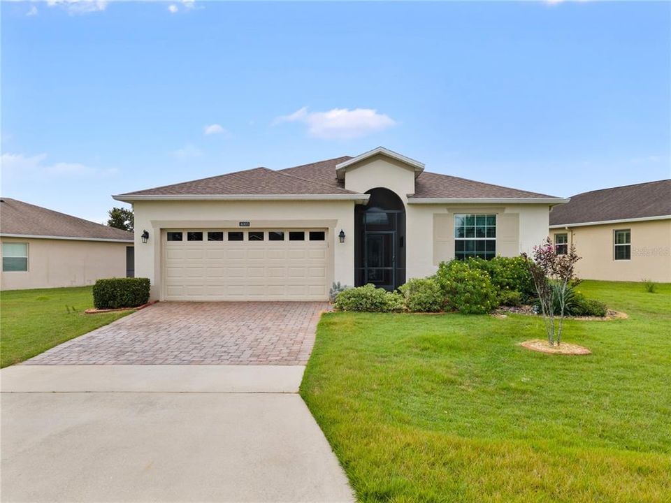 Active With Contract: $400,000 (3 beds, 2 baths, 1672 Square Feet)