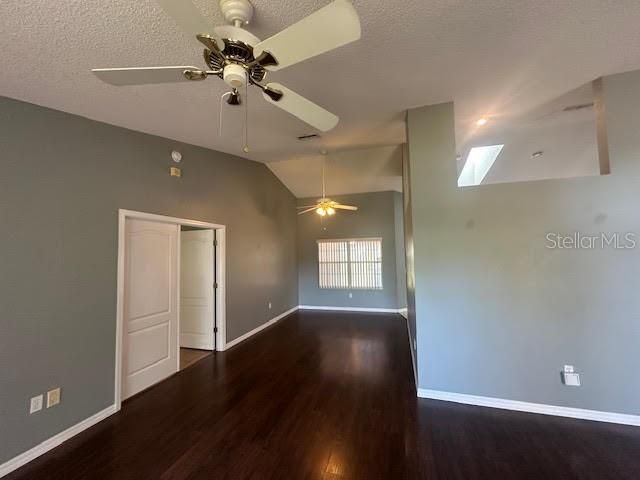 For Rent: $1,850 (3 beds, 2 baths, 1927 Square Feet)