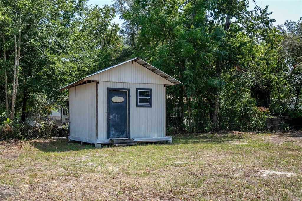 For Sale: $239,000 (3 beds, 2 baths, 1568 Square Feet)