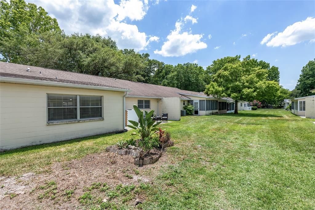 Active With Contract: $168,900 (2 beds, 2 baths, 1341 Square Feet)