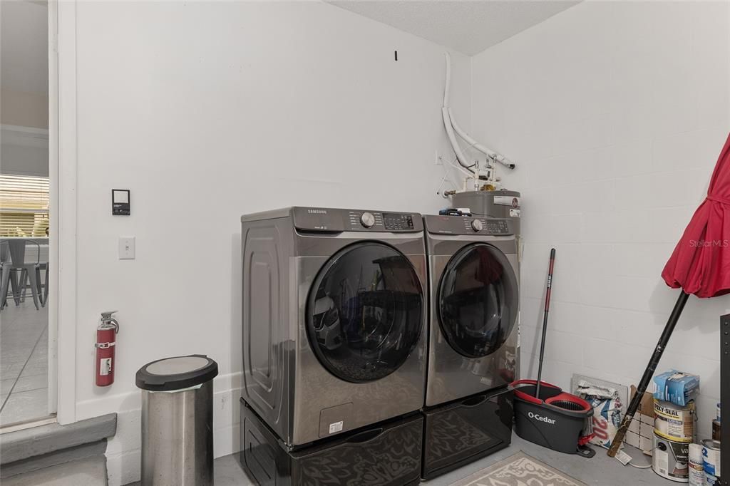 Active With Contract: $168,900 (2 beds, 2 baths, 1341 Square Feet)