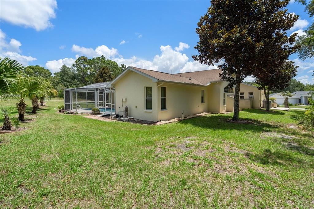 For Sale: $440,000 (3 beds, 2 baths, 2385 Square Feet)