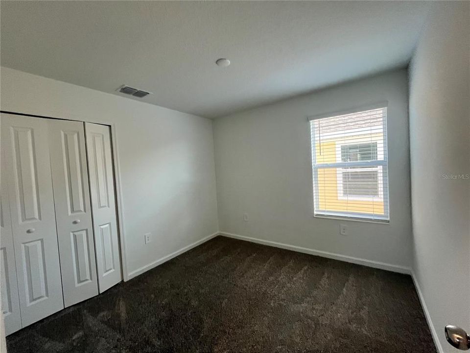 For Rent: $2,400 (4 beds, 2 baths, 1879 Square Feet)