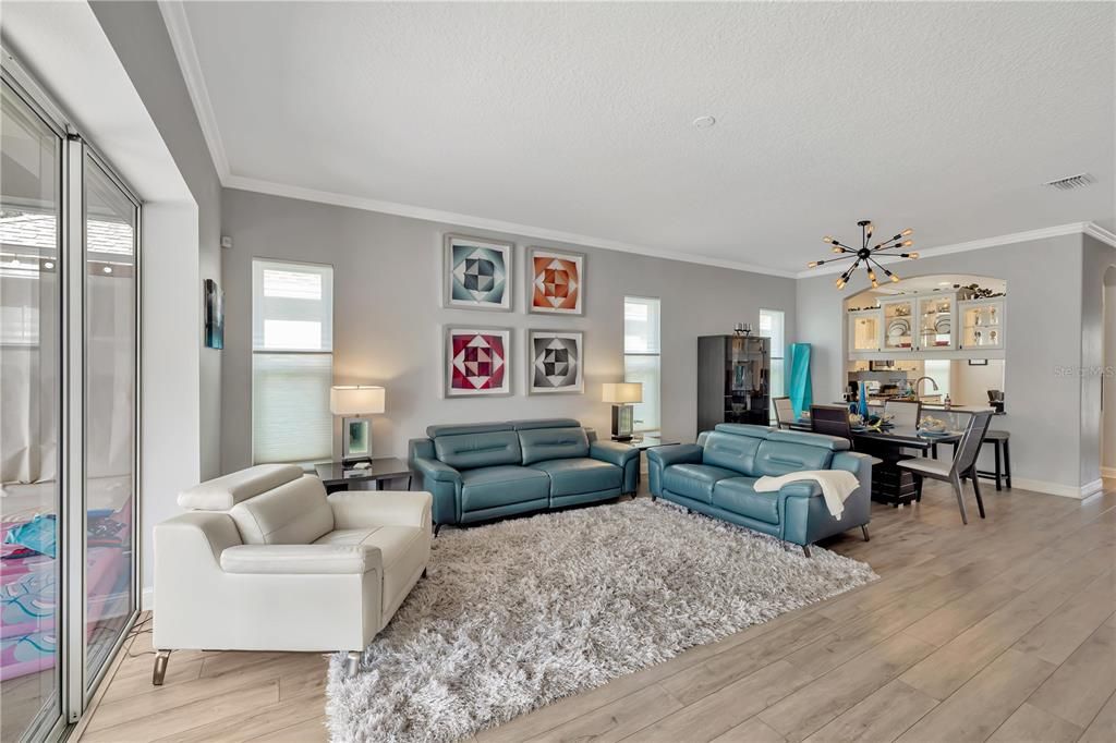 Active With Contract: $739,000 (4 beds, 2 baths, 2413 Square Feet)