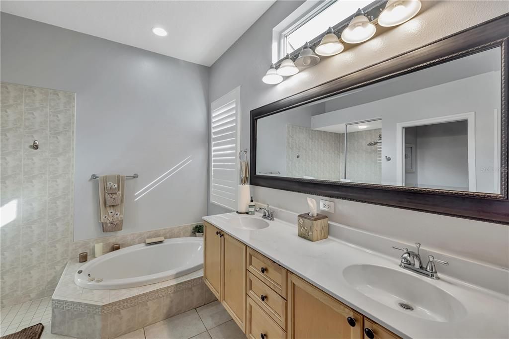 Active With Contract: $739,000 (4 beds, 2 baths, 2413 Square Feet)