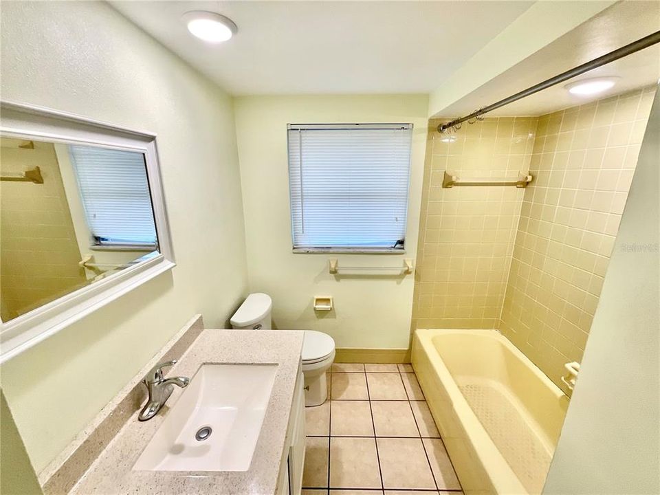 For Rent: $1,575 (2 beds, 2 baths, 1245 Square Feet)