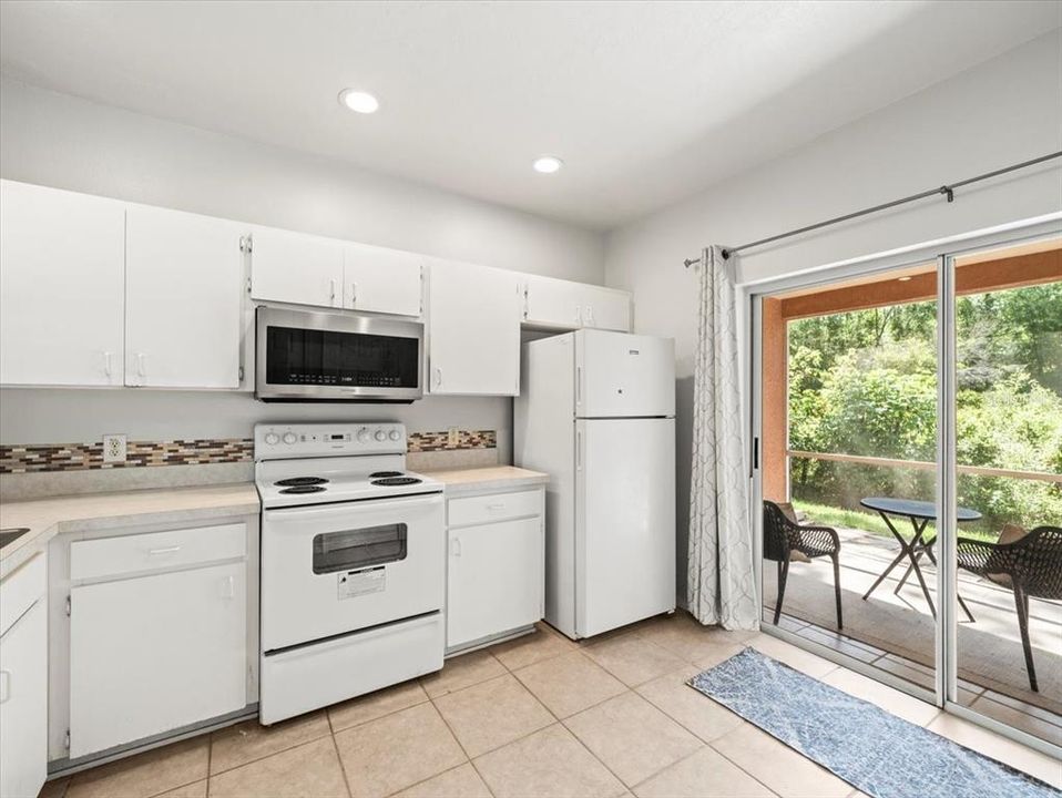 For Sale: $239,000 (2 beds, 2 baths, 1152 Square Feet)