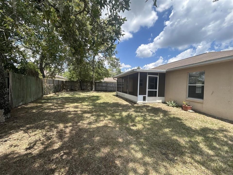 For Sale: $219,900 (3 beds, 2 baths, 1191 Square Feet)