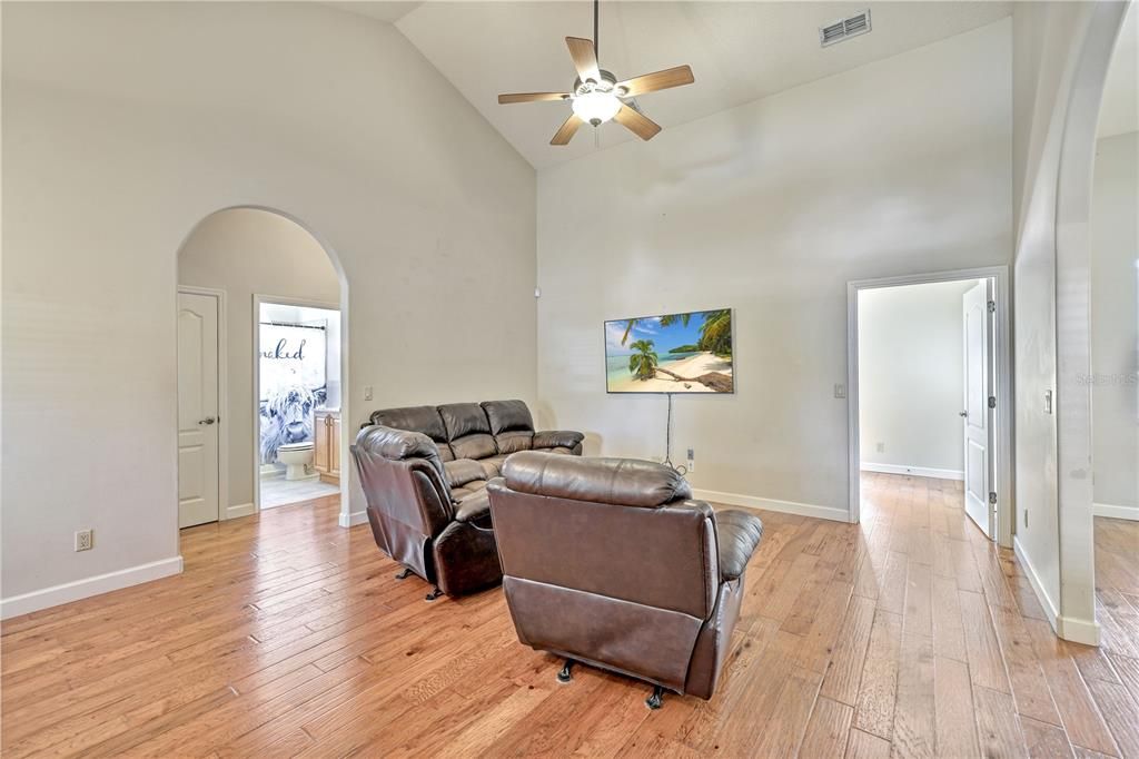 For Sale: $540,000 (4 beds, 2 baths, 2779 Square Feet)