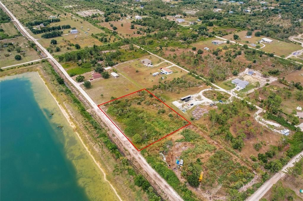 На продажу: $140,000 (2.50 acres)