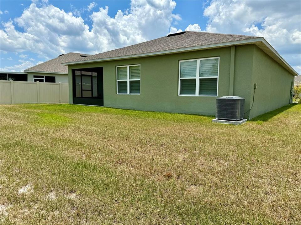 For Sale: $310,000 (3 beds, 2 baths, 1585 Square Feet)