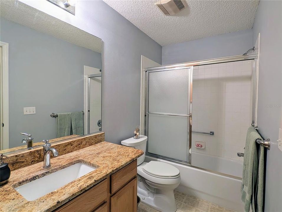 For Sale: $335,000 (2 beds, 2 baths, 1248 Square Feet)