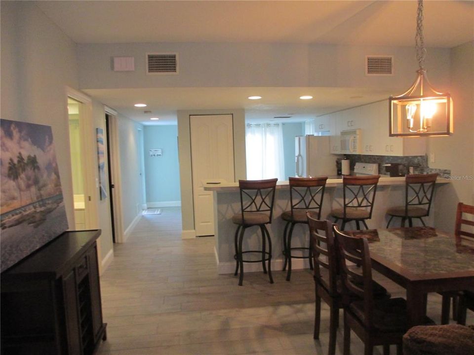 For Rent: $1,650 (2 beds, 2 baths, 1230 Square Feet)