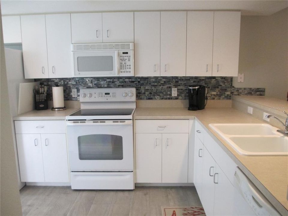 For Rent: $1,650 (2 beds, 2 baths, 1230 Square Feet)