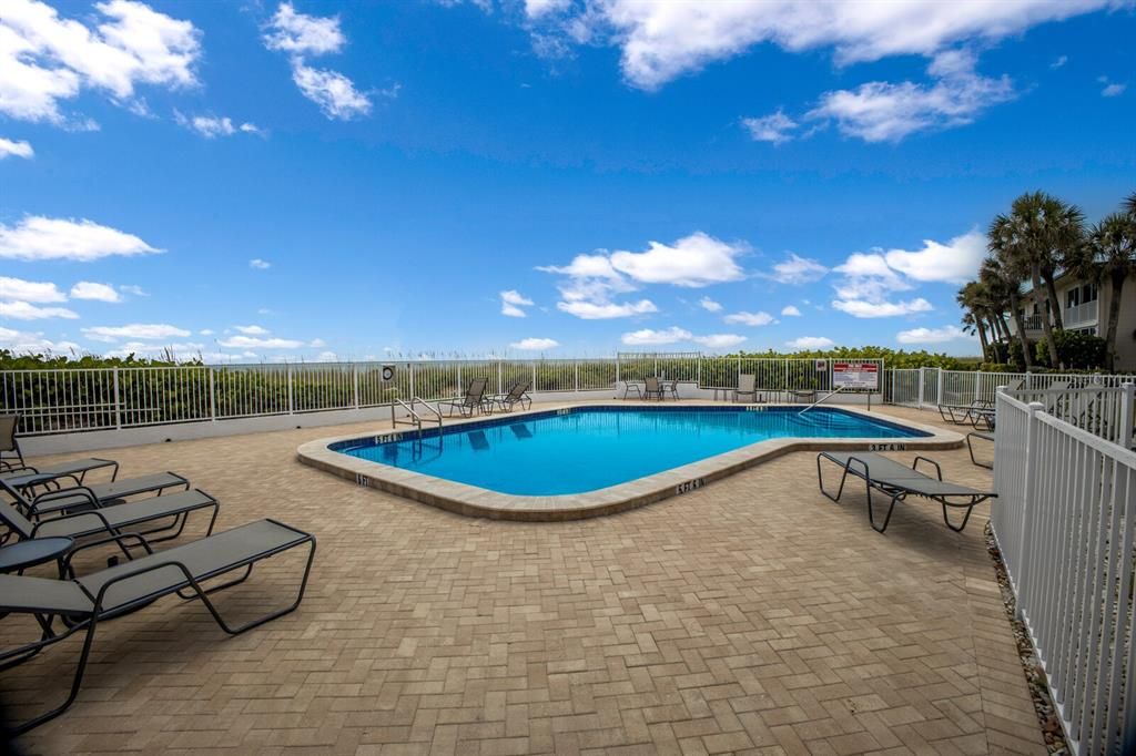 Beachside Pool