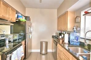 For Rent: $2,000 (2 beds, 2 baths, 860 Square Feet)