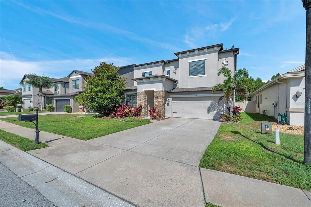 Active With Contract: $749,000 (5 beds, 3 baths, 3445 Square Feet)