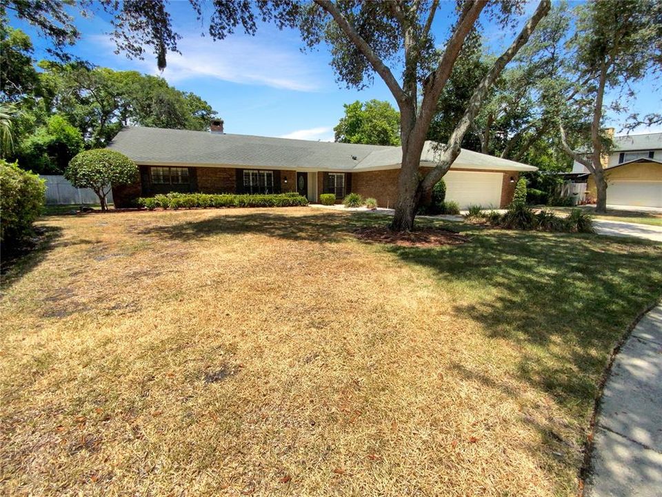 Active With Contract: $605,000 (4 beds, 2 baths, 2197 Square Feet)