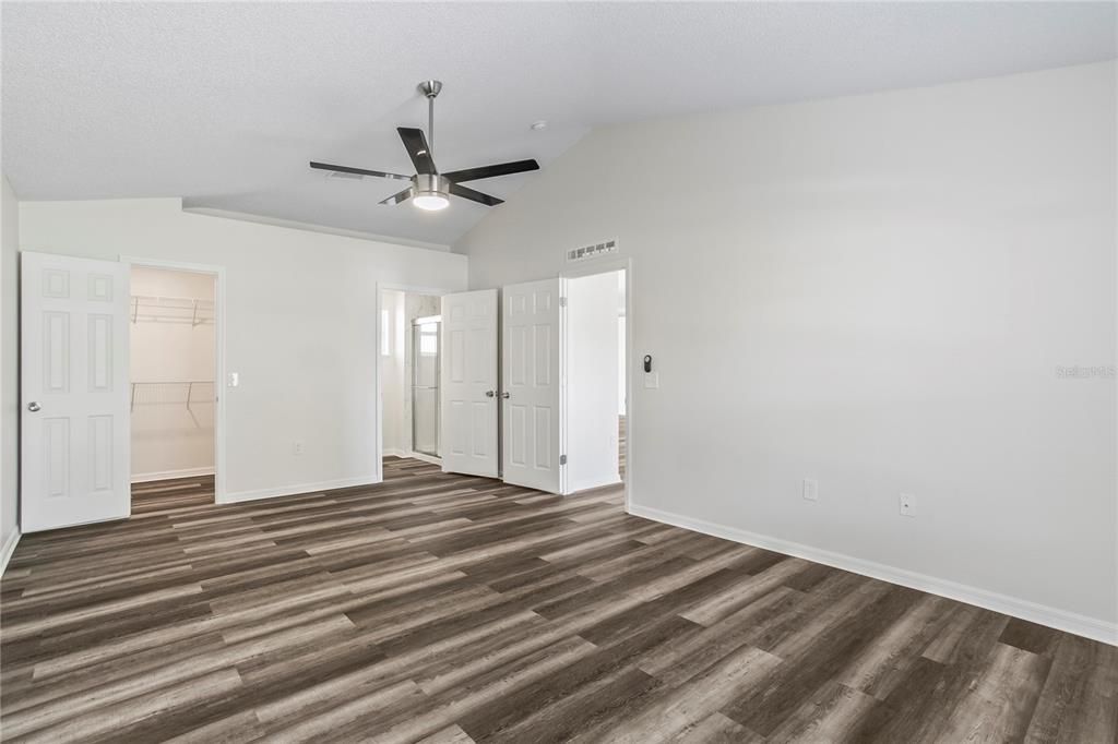 Active With Contract: $319,000 (4 beds, 2 baths, 1730 Square Feet)