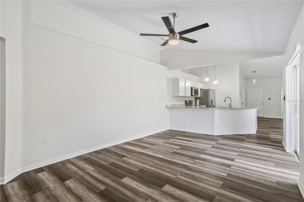 Active With Contract: $319,000 (4 beds, 2 baths, 1730 Square Feet)