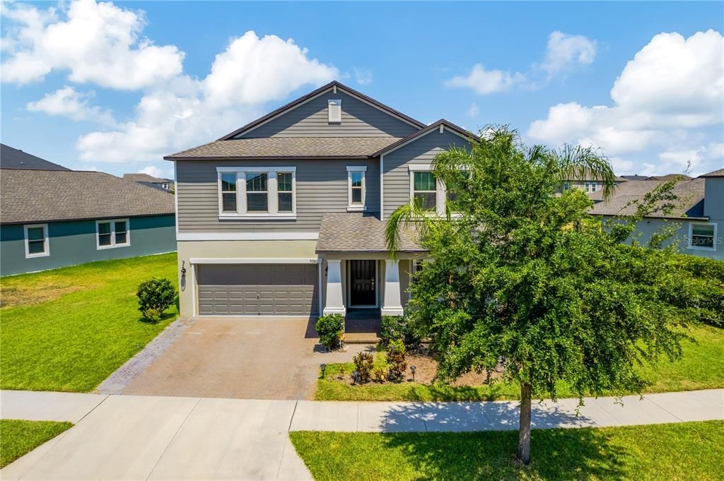 Active With Contract: $549,000 (5 beds, 3 baths, 3834 Square Feet)