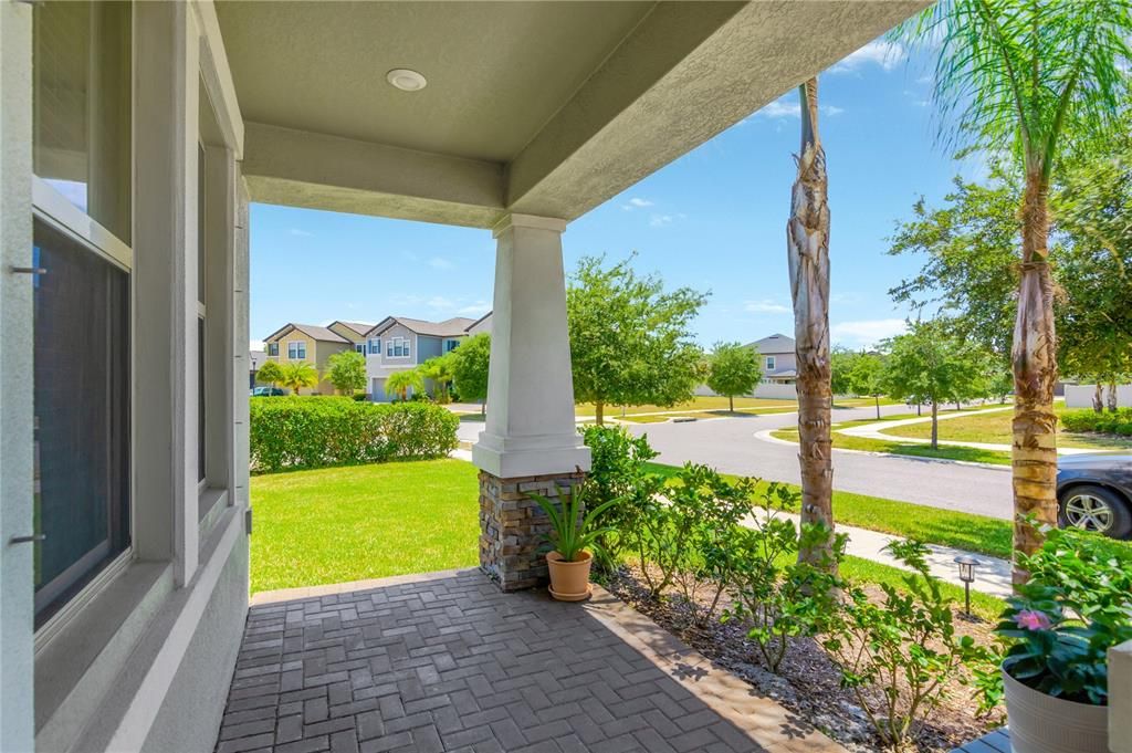 Active With Contract: $549,000 (5 beds, 3 baths, 3834 Square Feet)