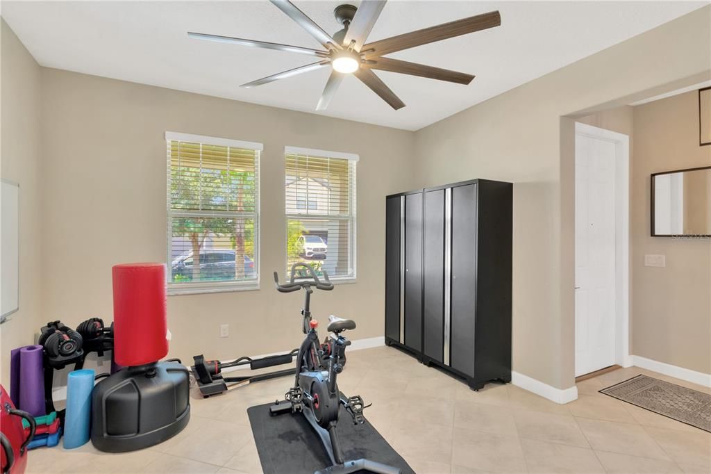 Active With Contract: $549,000 (5 beds, 3 baths, 3834 Square Feet)