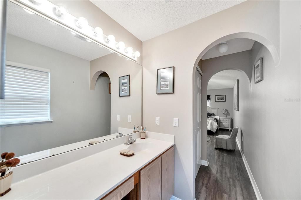 Active With Contract: $349,900 (3 beds, 2 baths, 1424 Square Feet)