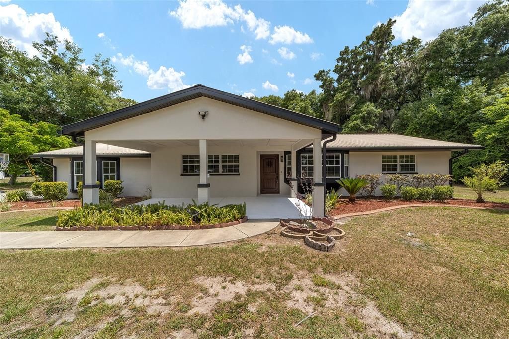 Active With Contract: $399,900 (4 beds, 3 baths, 2294 Square Feet)