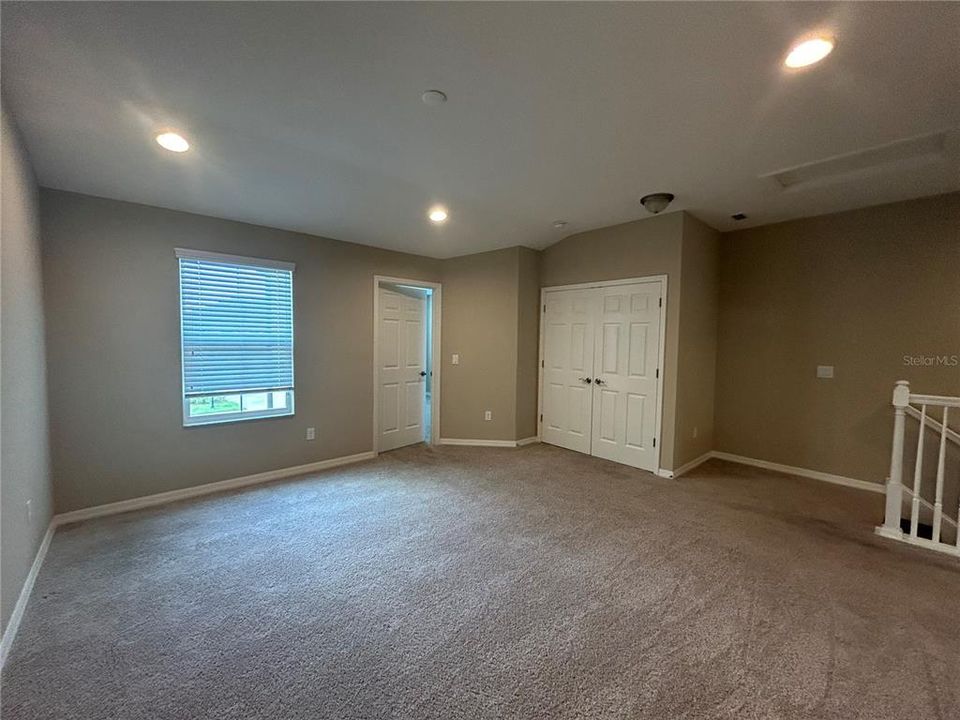 For Rent: $2,050 (2 beds, 2 baths, 1637 Square Feet)