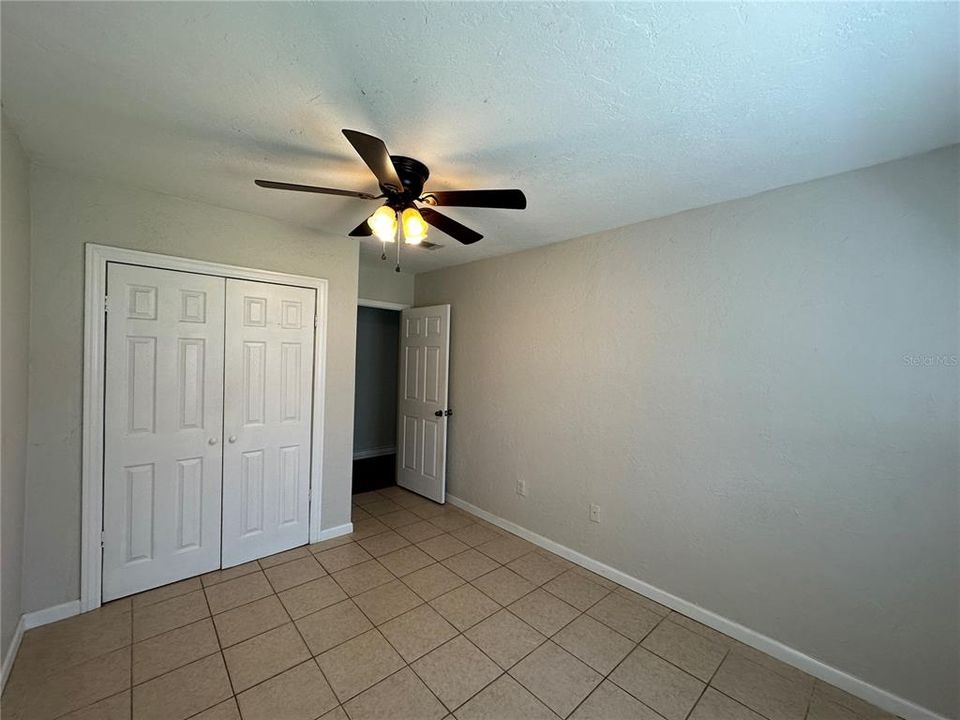 For Rent: $2,399 (5 beds, 2 baths, 2000 Square Feet)