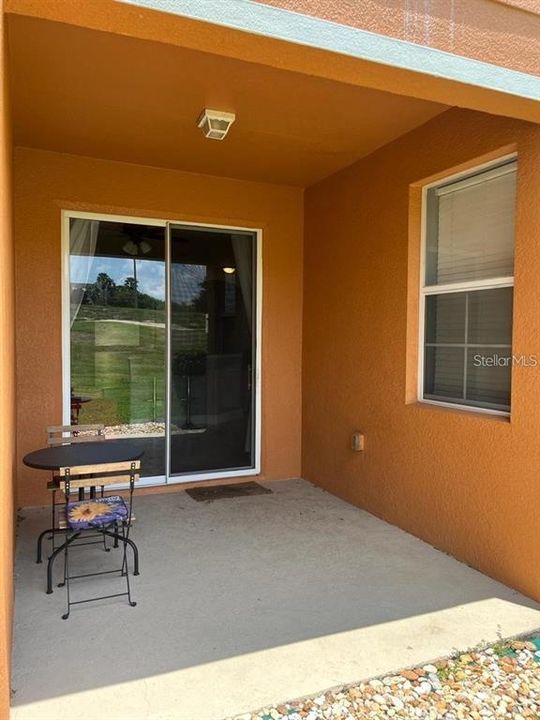 For Rent: $2,200 (3 beds, 2 baths, 1553 Square Feet)