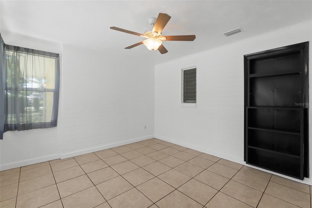 For Rent: $2,200 (2 beds, 2 baths, 1378 Square Feet)