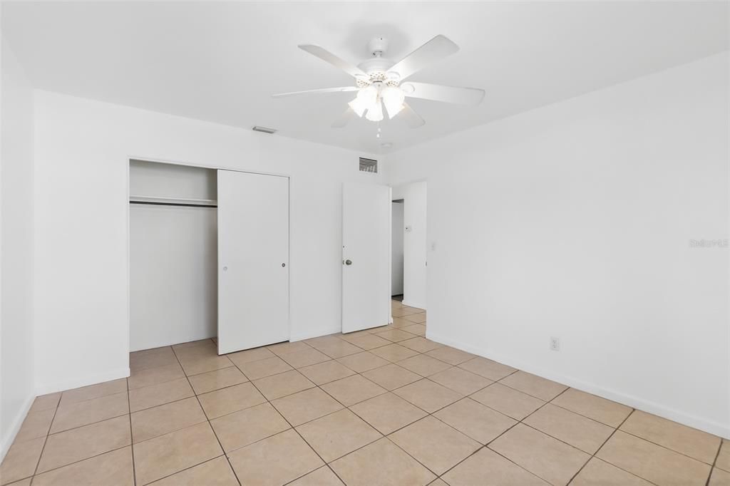 For Rent: $2,200 (2 beds, 2 baths, 1378 Square Feet)