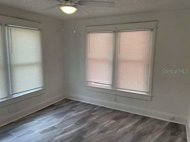For Rent: $2,400 (3 beds, 2 baths, 1134 Square Feet)