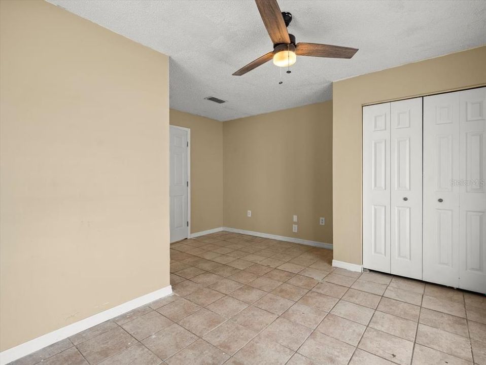 For Sale: $240,000 (2 beds, 2 baths, 1350 Square Feet)