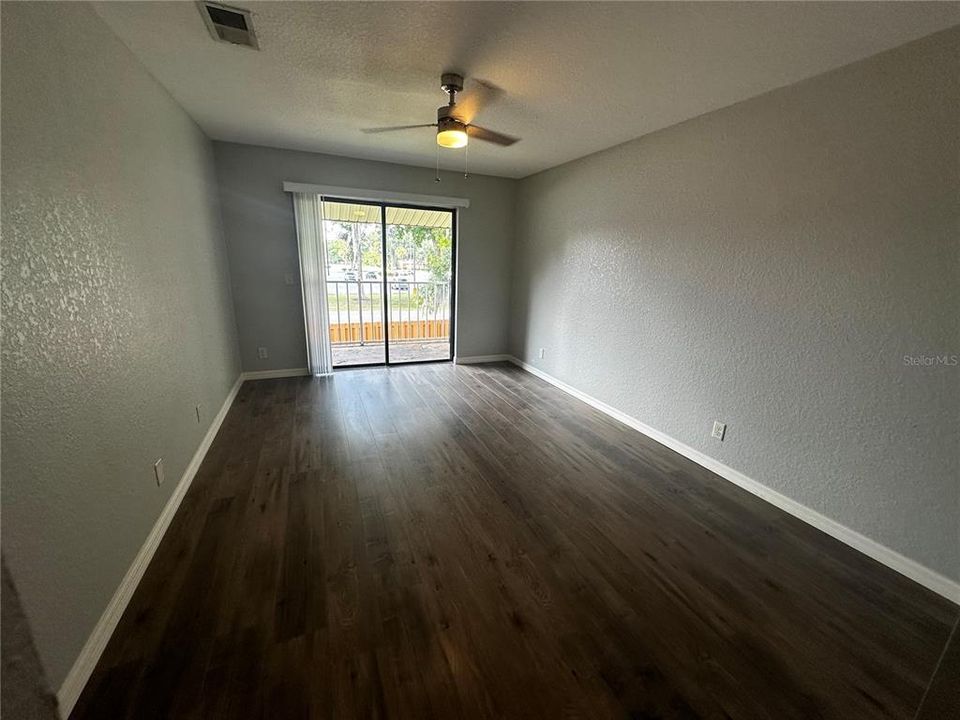 For Rent: $1,550 (2 beds, 2 baths, 1036 Square Feet)