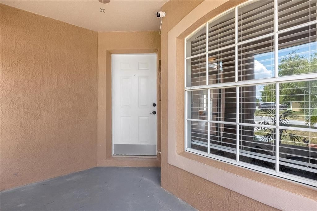 Front Porch/ Entrance