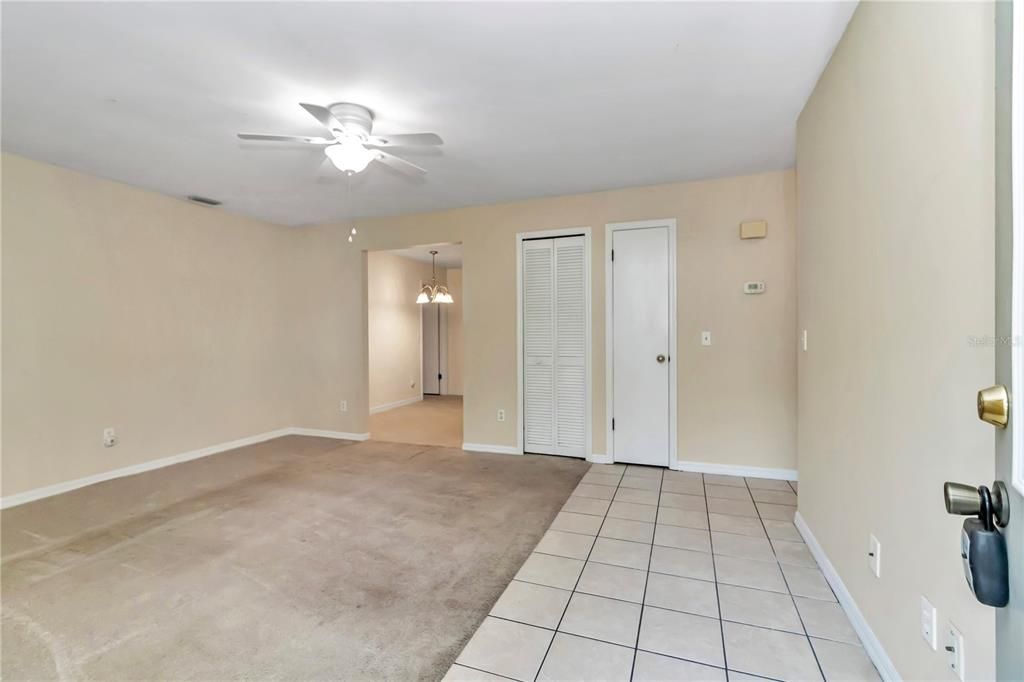Active With Contract: $199,000 (3 beds, 1 baths, 1204 Square Feet)