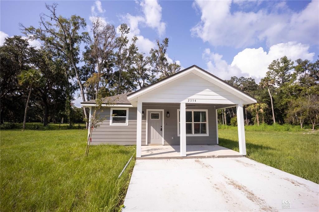 Active With Contract: $217,000 (3 beds, 2 baths, 1102 Square Feet)