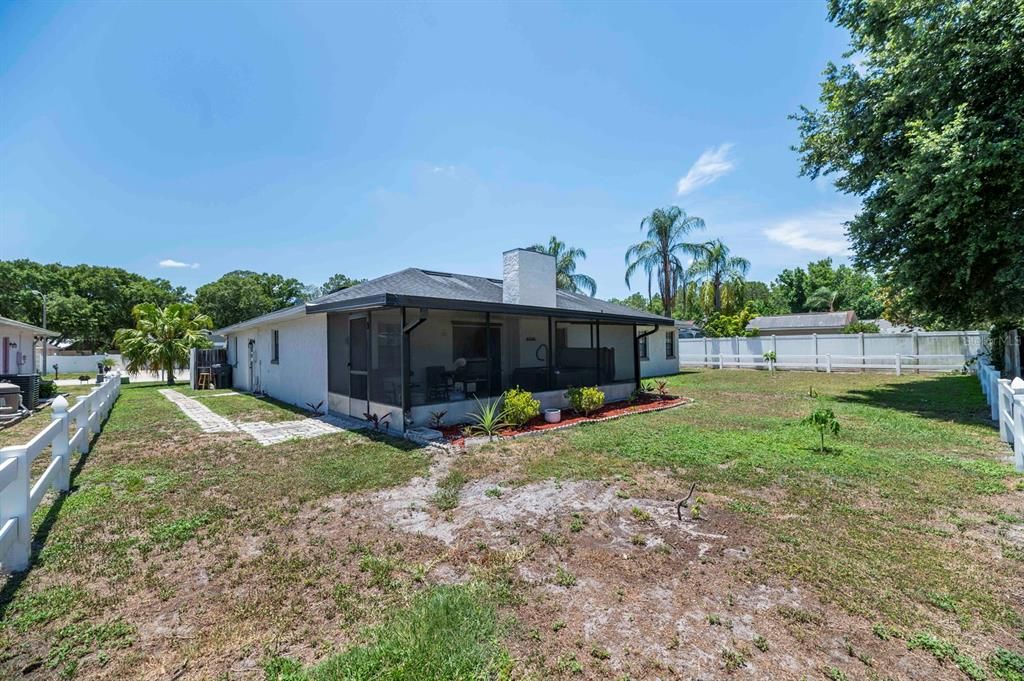 For Sale: $315,000 (3 beds, 2 baths, 1536 Square Feet)