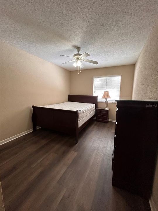 Guest Bathroom Upstairs