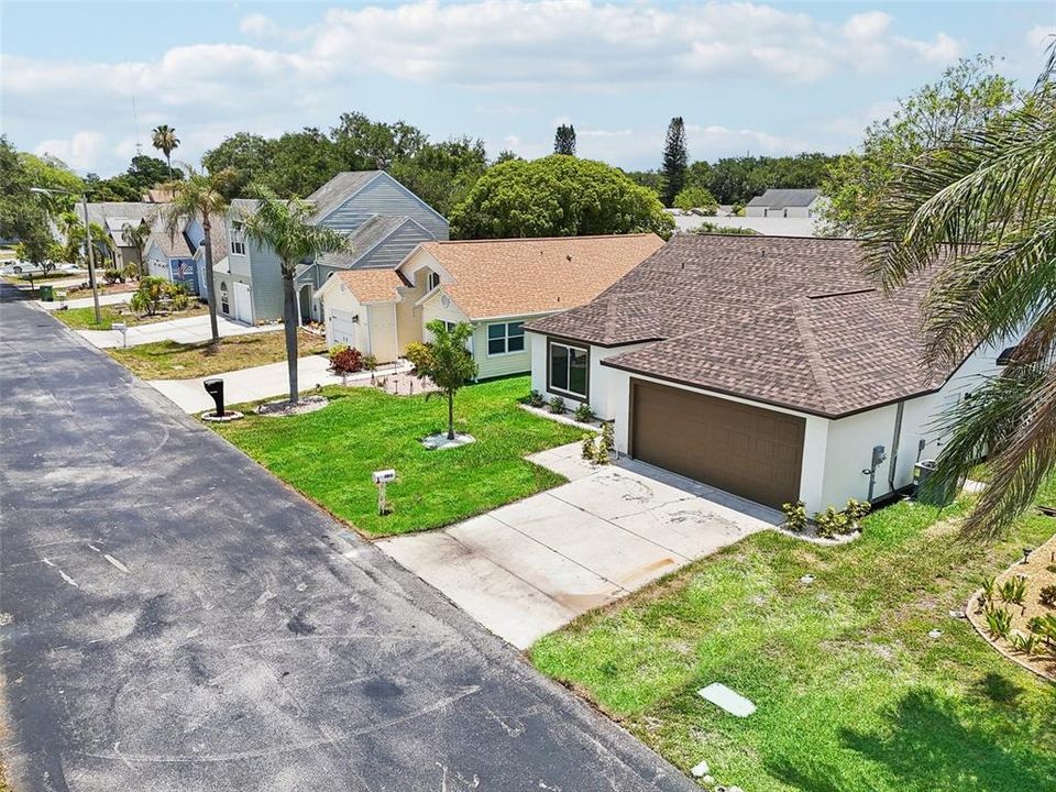 For Sale: $475,000 (3 beds, 2 baths, 1974 Square Feet)