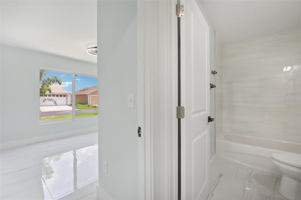 Active With Contract: $429,900 (3 beds, 2 baths, 1974 Square Feet)