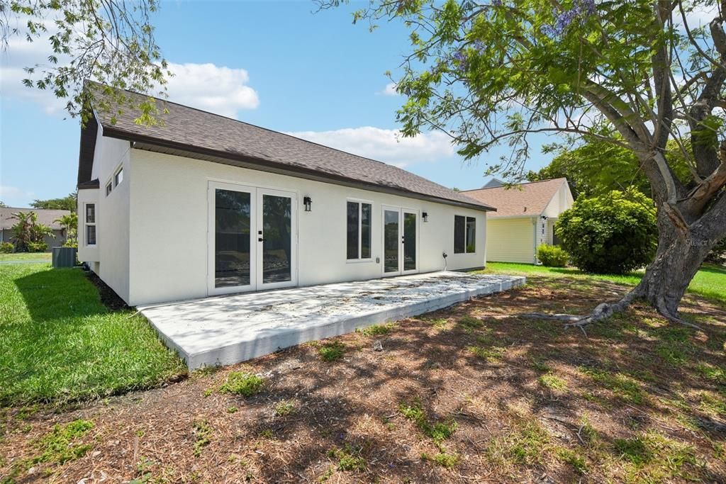 Active With Contract: $429,900 (3 beds, 2 baths, 1974 Square Feet)