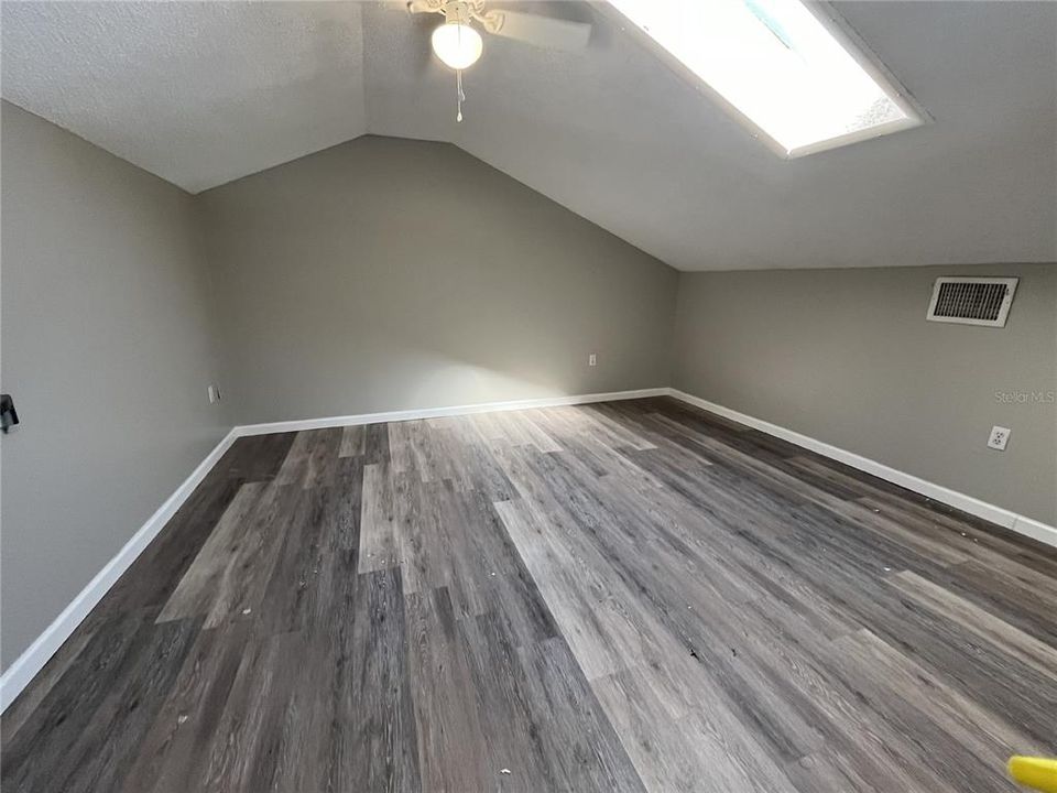 For Rent: $1,695 (2 beds, 2 baths, 992 Square Feet)