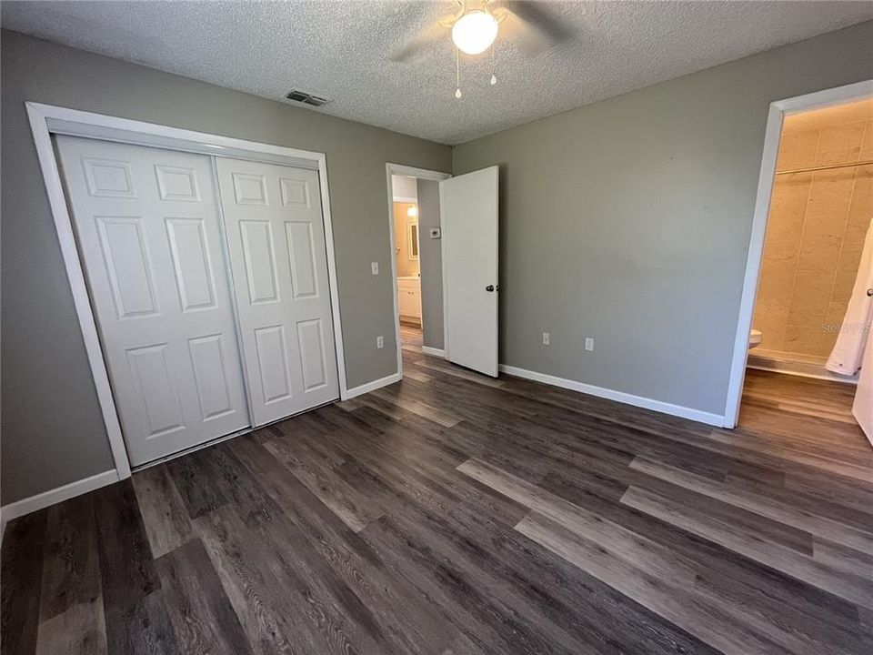 For Rent: $1,695 (2 beds, 2 baths, 992 Square Feet)