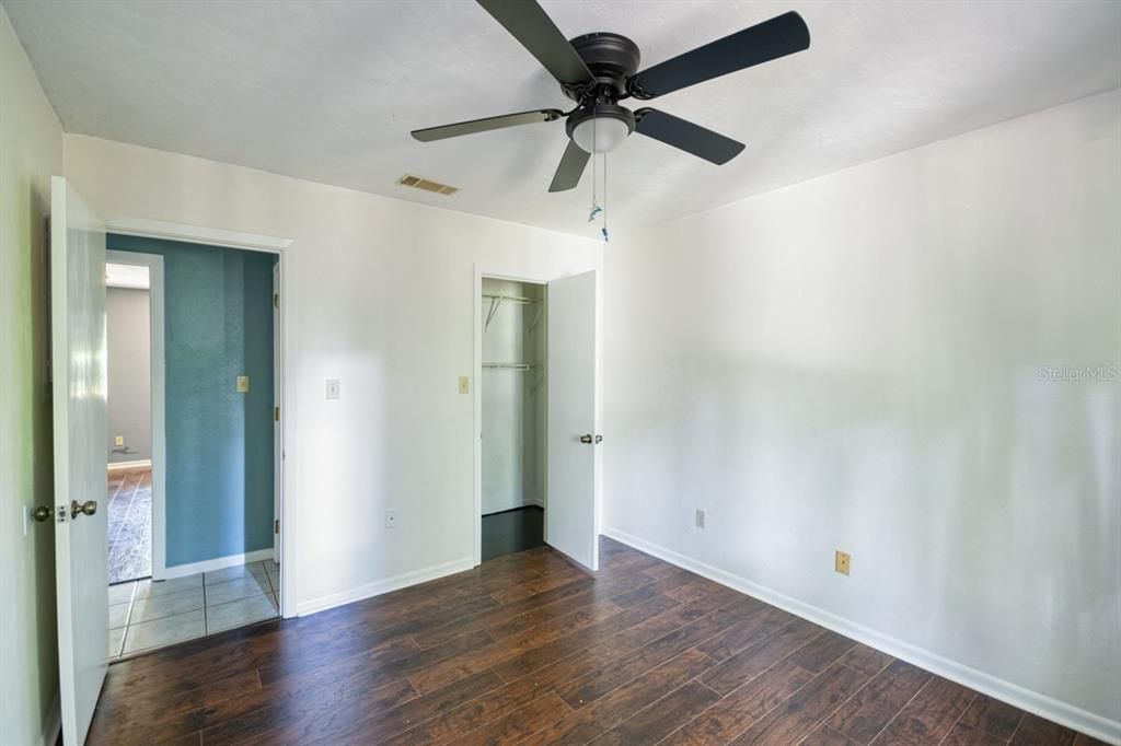 For Sale: $335,000 (3 beds, 2 baths, 1668 Square Feet)